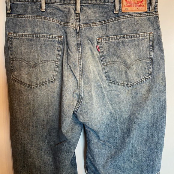 Levi’s Men’s jean shorts - Picture 2 of 5